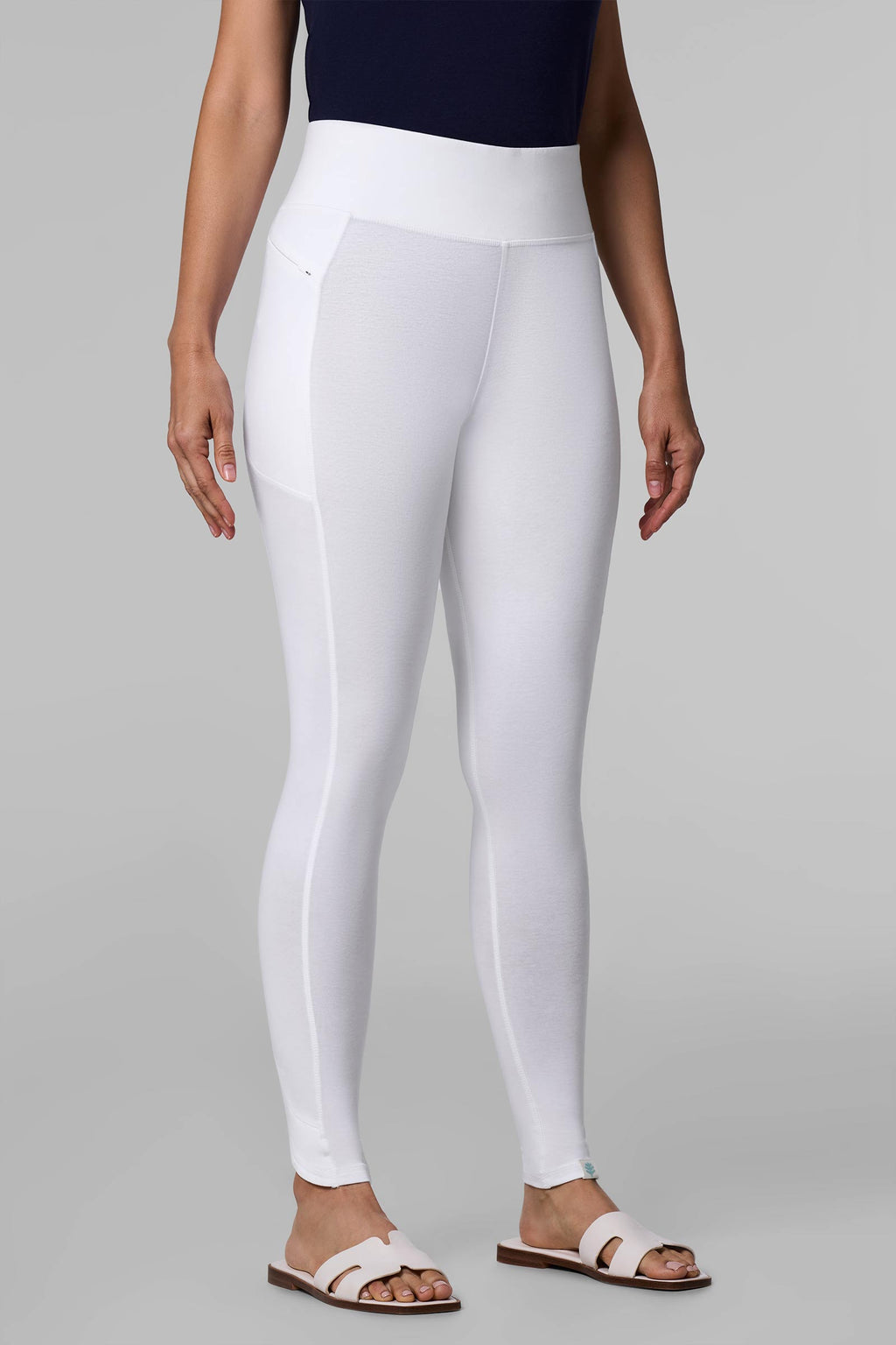Women's LumaLeo Summer Leggings with Pocket | White