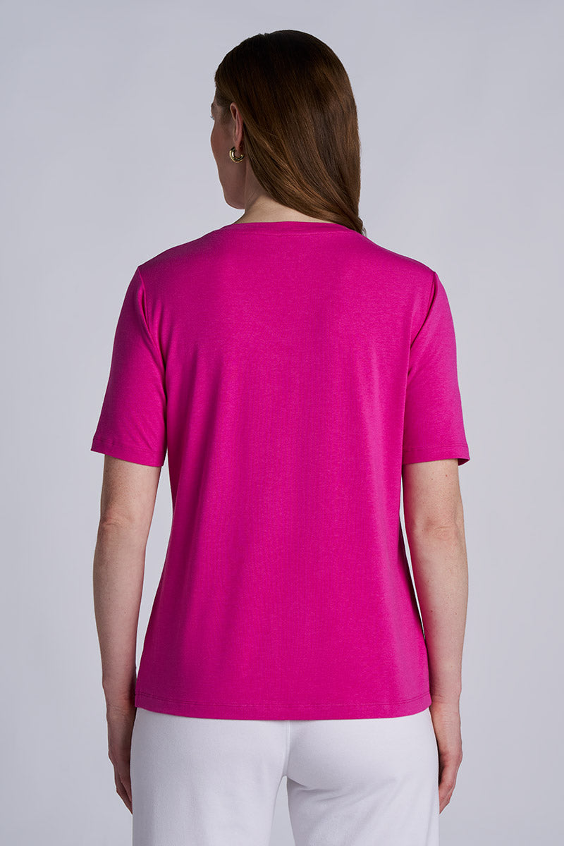 Women's Morada Everyday Short Sleeve V-Neck T-Shirt | Fuchsia