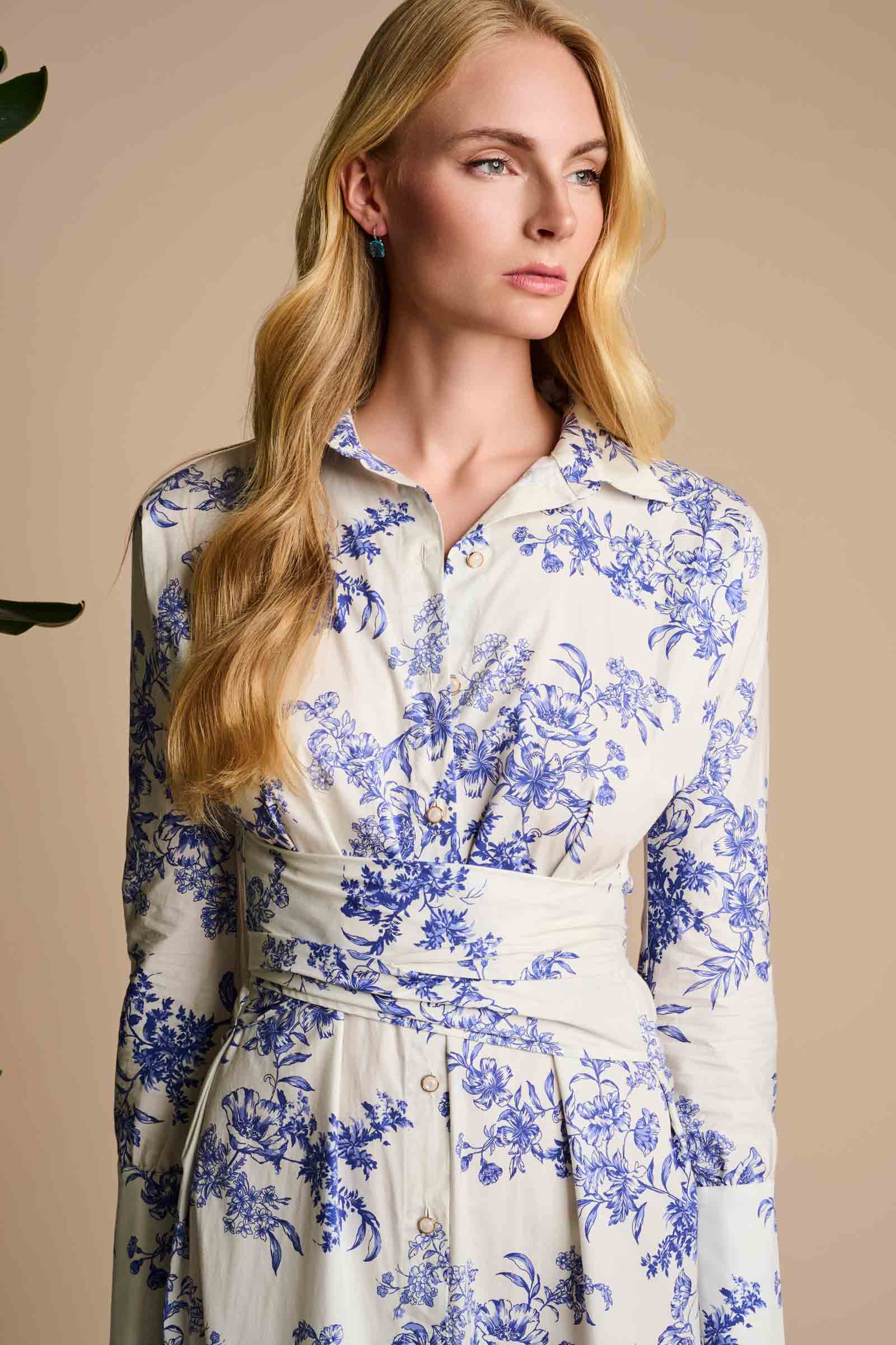 The Captiva 2.0 Shirt Dress | Vanilla China Blue Damask