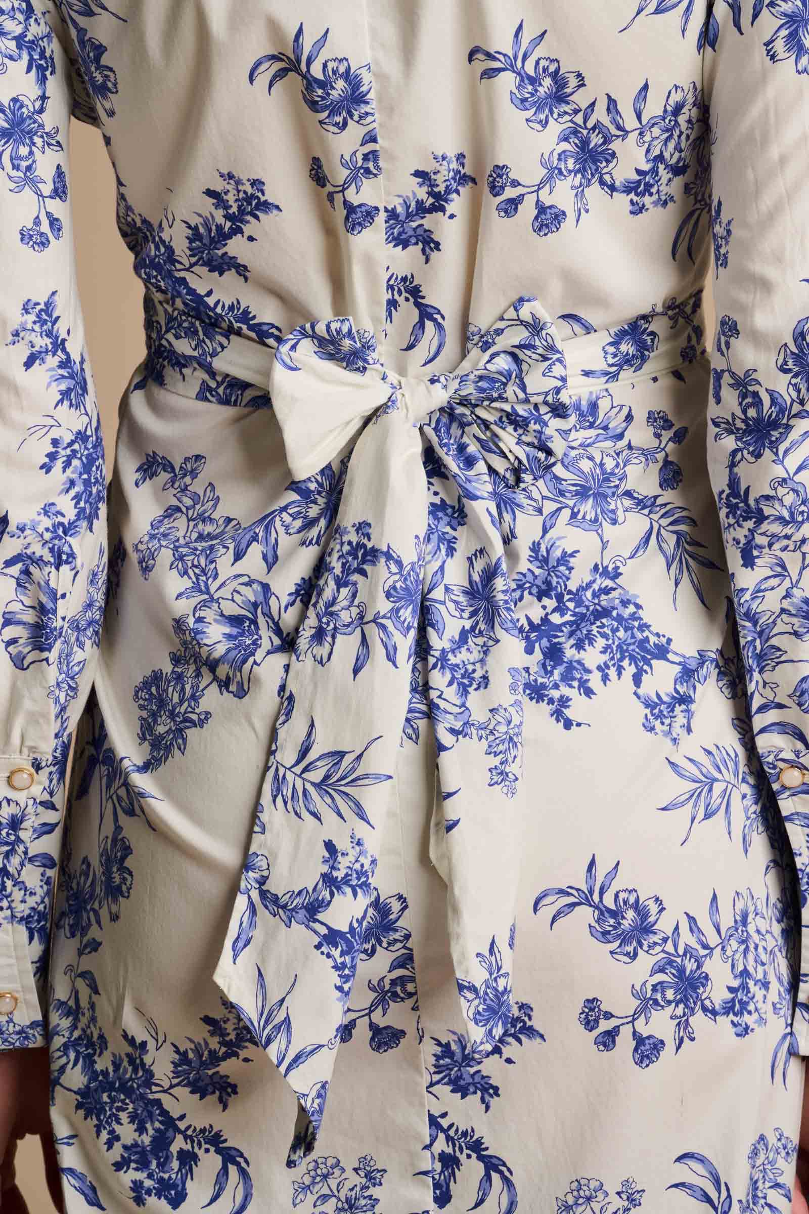 The Captiva 2.0 Shirt Dress | Vanilla China Blue Damask