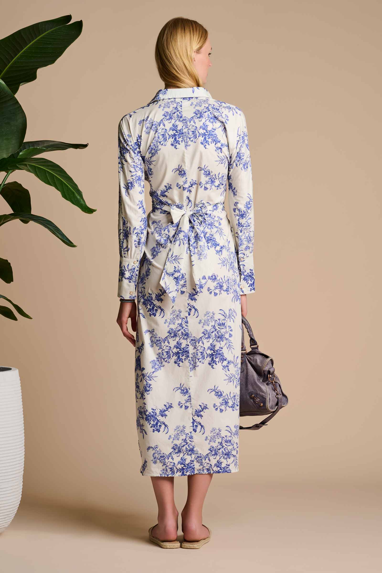 The Captiva 2.0 Shirt Dress | Vanilla China Blue Damask